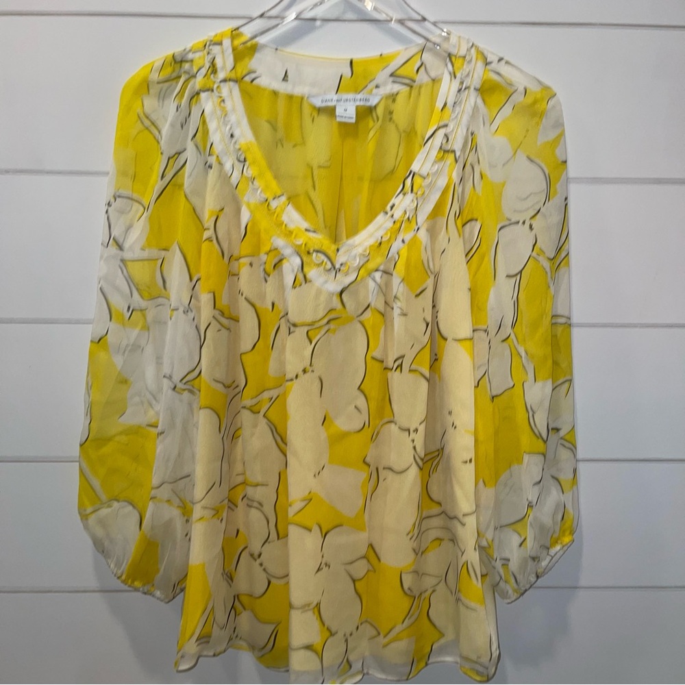 Diane Von Furstenberg Davi Silk Yellow & White Floral Blouse Womens Size Medium
